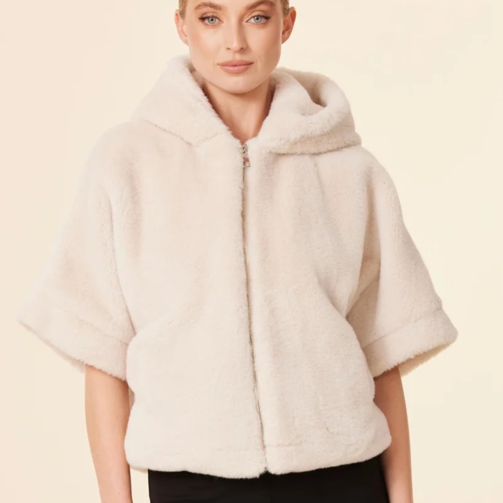 Dolce Cabo Cream Hooded Jacket
